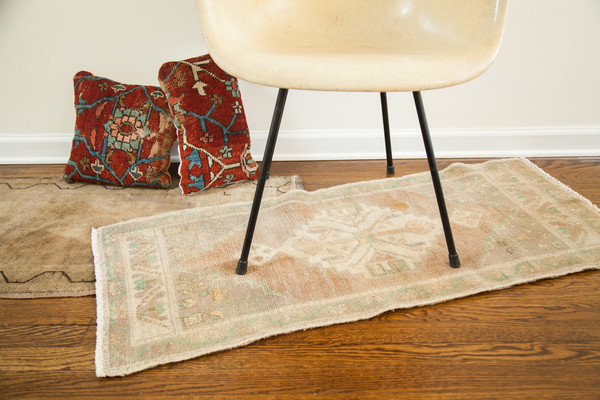 1620-blanched-small-turkish-rug-1_5ce72fbc-0ca5-4d2b-bff6-6430e4b769c9_grande