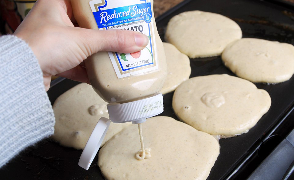 34-pancake-ketchup